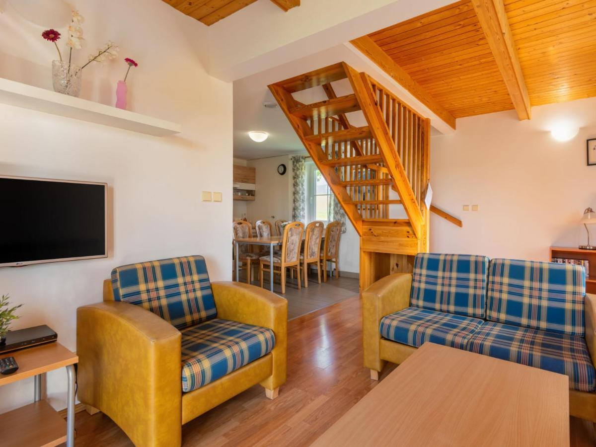 Holiday Home Holiday Hill 58 By Interhome Cista  المظهر الخارجي الصورة